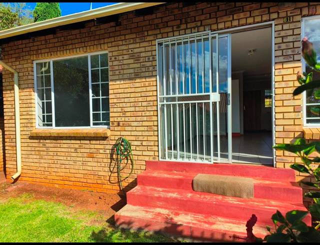 2 BEDROOM PROPERTY TO RENT IN FAERIE GLEN